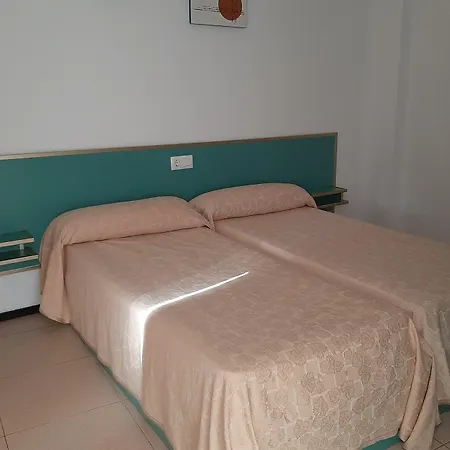 Отель Lloret Sun Льорет-де-Мар