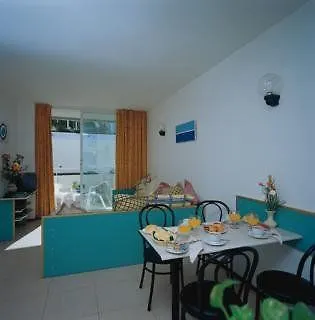 Lloret Sun Отель